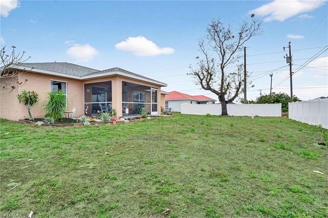 2707 NE 5th AVE, Cape Coral, FL 33909