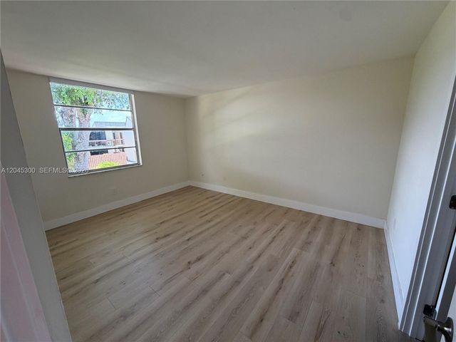 8303 SW 142nd Ave D206, Miami, FL 33183
