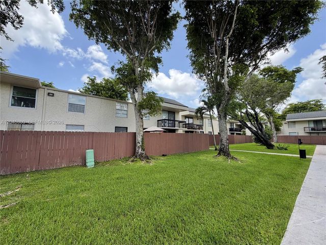 8303 SW 142nd Ave D206, Miami, FL 33183