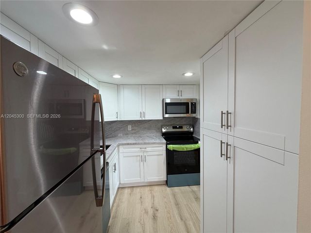 8303 SW 142nd Ave D206, Miami, FL 33183
