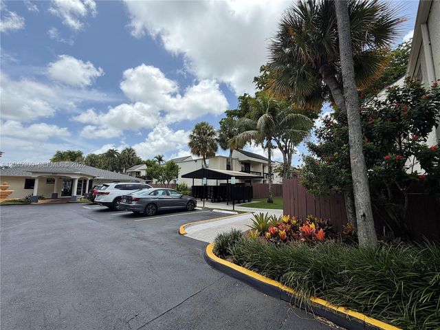 8303 SW 142nd Ave D206, Miami, FL 33183