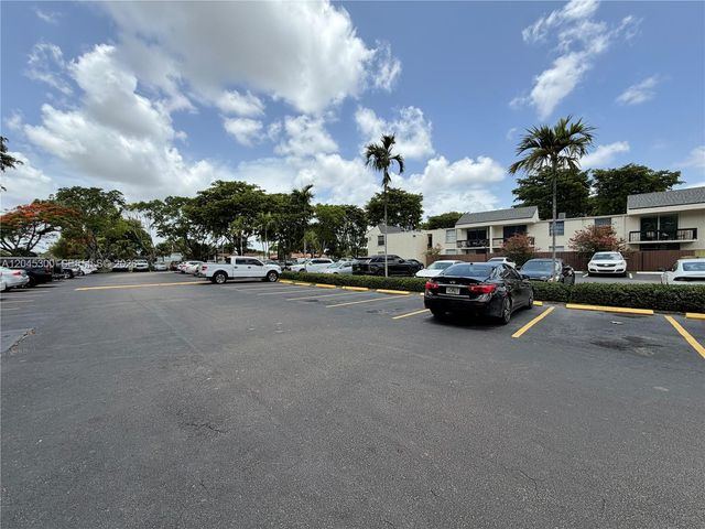 8303 SW 142nd Ave D206, Miami, FL 33183