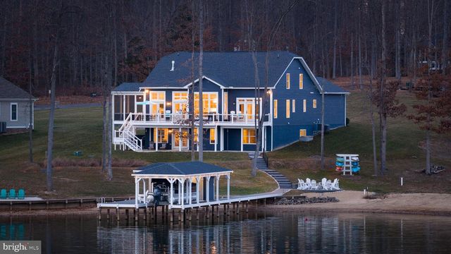 14 FAIRVIEW DR, Mineral, VA 23117