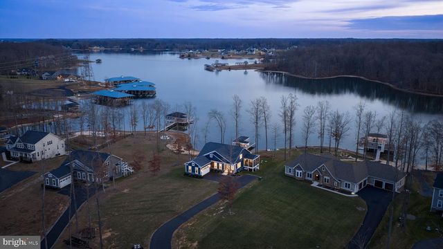 14 FAIRVIEW DR, Mineral, VA 23117