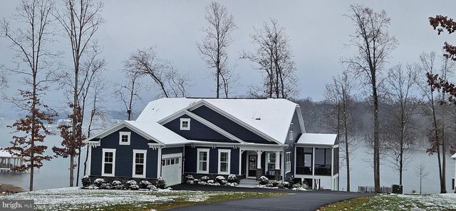 14 FAIRVIEW DR, Mineral, VA 23117