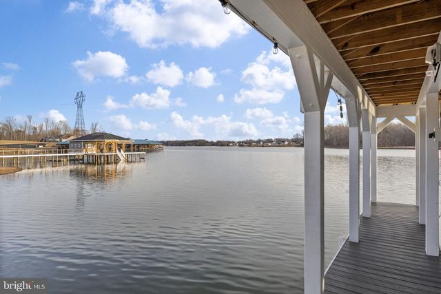 14 FAIRVIEW DR, Mineral, VA 23117