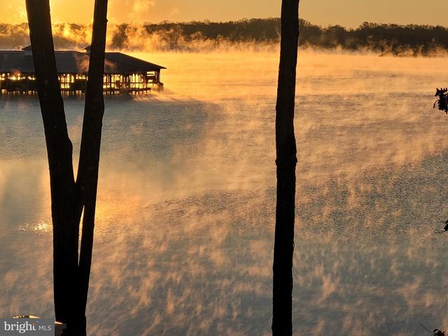 14 FAIRVIEW DR, Mineral, VA 23117