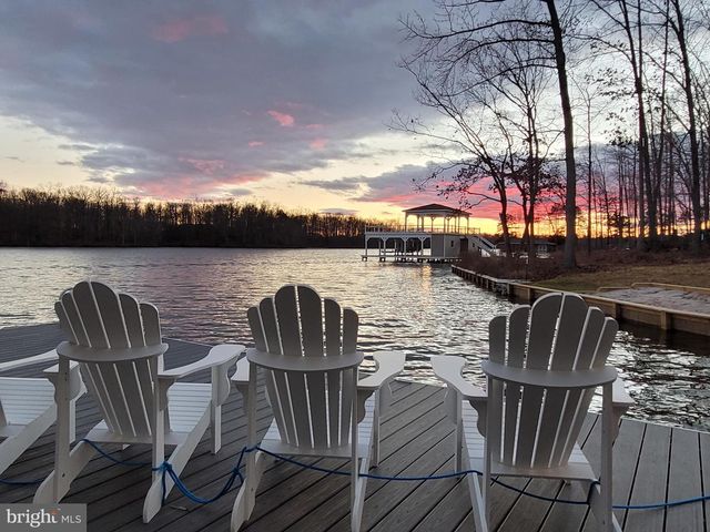 14 FAIRVIEW DR, Mineral, VA 23117