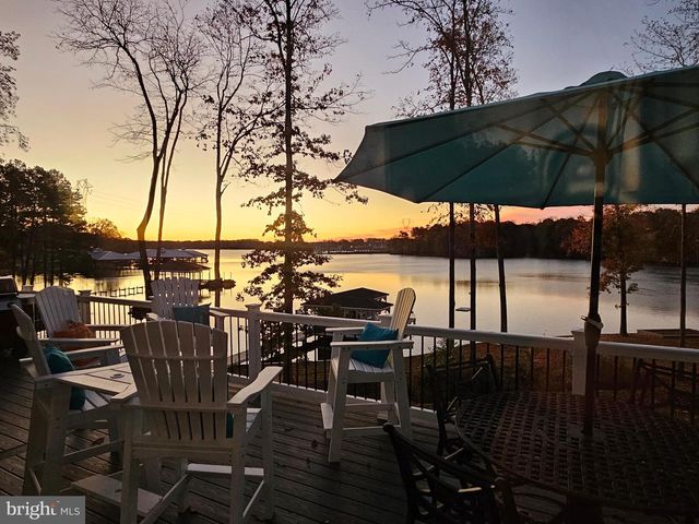 14 FAIRVIEW DR, Mineral, VA 23117