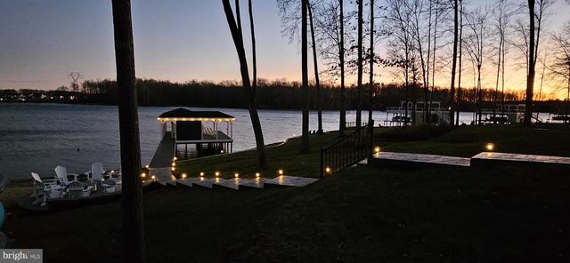 14 FAIRVIEW DR, Mineral, VA 23117