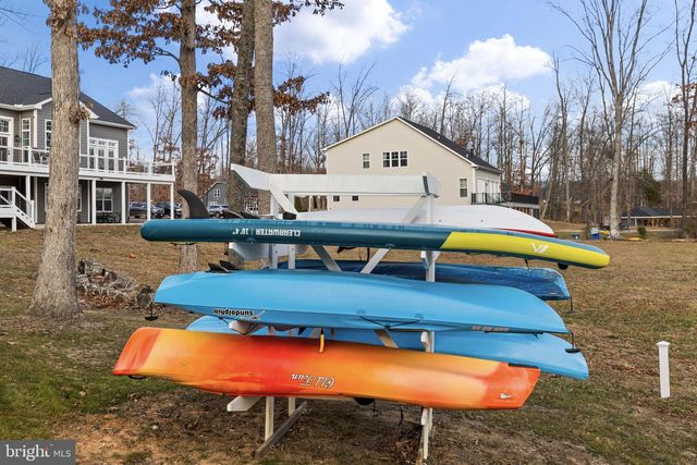 14 FAIRVIEW DR, Mineral, VA 23117