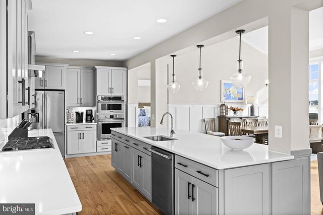 14 FAIRVIEW DR, Mineral, VA 23117