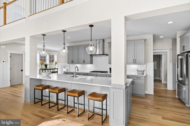 14 FAIRVIEW DR, Mineral, VA 23117