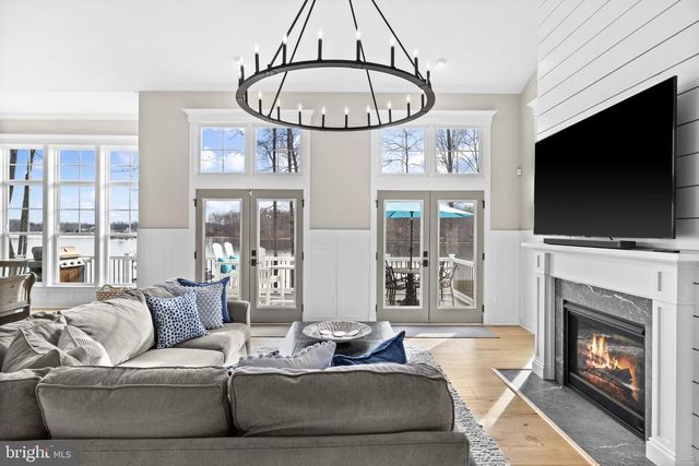 14 FAIRVIEW DR, Mineral, VA 23117