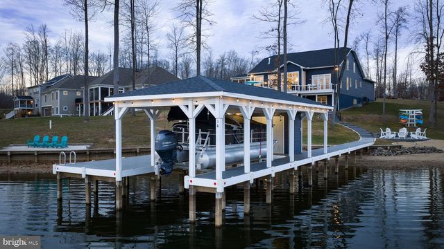 14 FAIRVIEW DR, Mineral, VA 23117