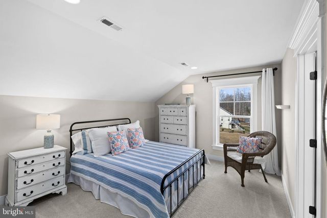 14 FAIRVIEW DR, Mineral, VA 23117