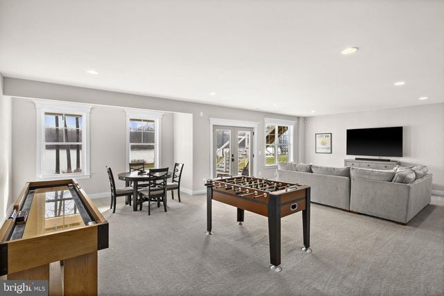 14 FAIRVIEW DR, Mineral, VA 23117