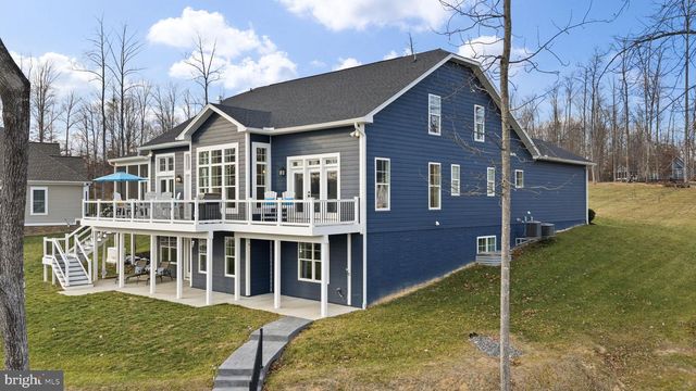 14 FAIRVIEW DR, Mineral, VA 23117