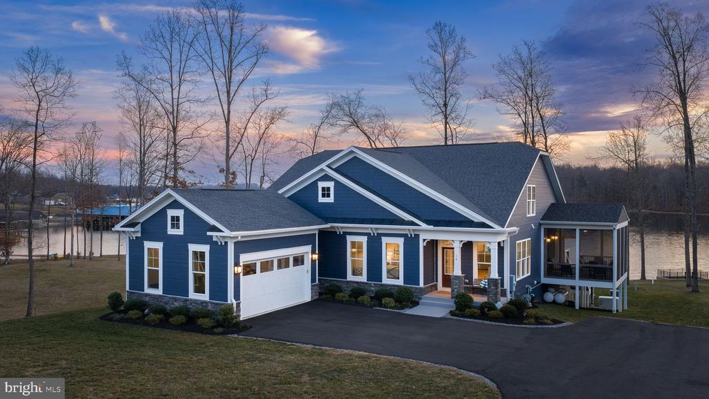 14 FAIRVIEW DR, Mineral, VA 23117