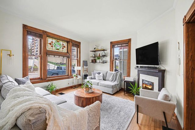 1217 Highway Avenue, Covington, KY 41011