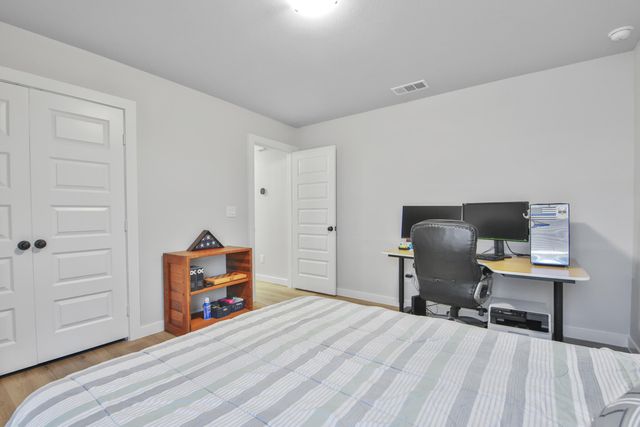 3201 Farmhouse Avenue, Wolfforth, TX 79382