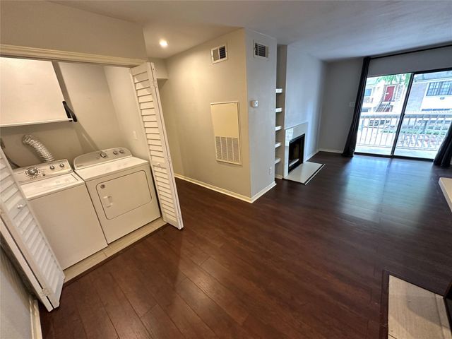 2750 Holly Hall Street 704, Houston, TX 77054