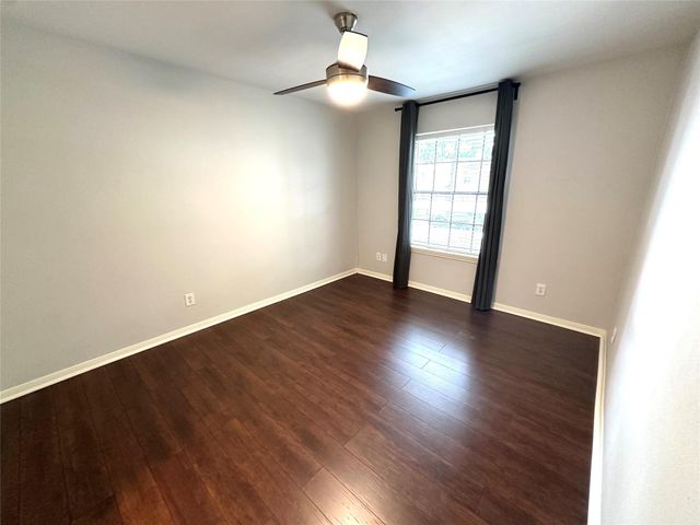 2750 Holly Hall Street 704, Houston, TX 77054