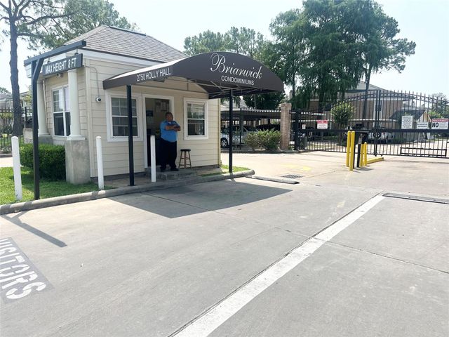 2750 Holly Hall Street 704, Houston, TX 77054