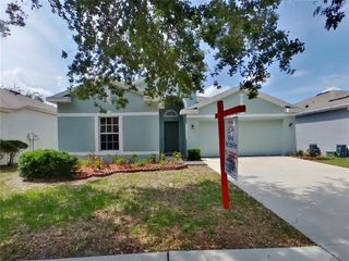 504 MAGNOLIA POINTE COURT, Seffner, FL 33584