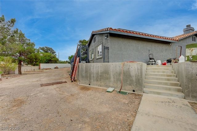 120 West Middleton Drive, Henderson, NV 89015