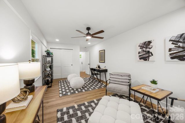 4211 Dunwoody Drive, Charlotte, NC 28215