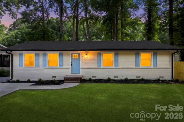 4211 Dunwoody Drive, Charlotte, NC 28215