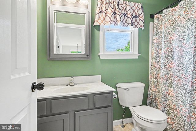 793 HUNTER DR, Pennsburg, PA 18073
