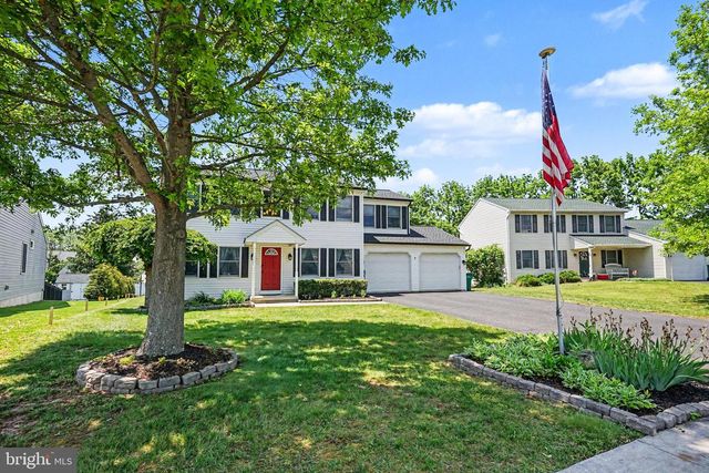 793 HUNTER DR, Pennsburg, PA 18073