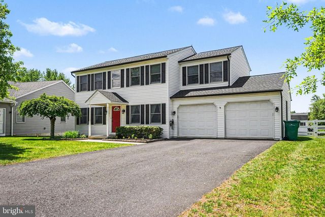 793 HUNTER DR, Pennsburg, PA 18073