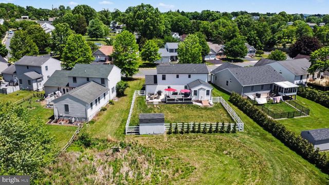 793 HUNTER DR, Pennsburg, PA 18073