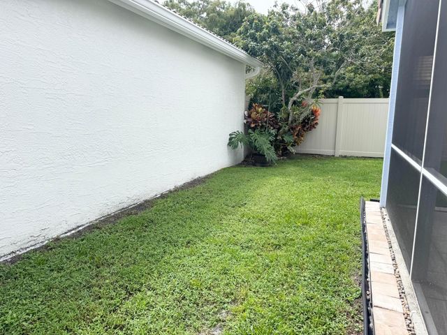 1664 Carriage Brooke Drive, Wellington, FL 33414