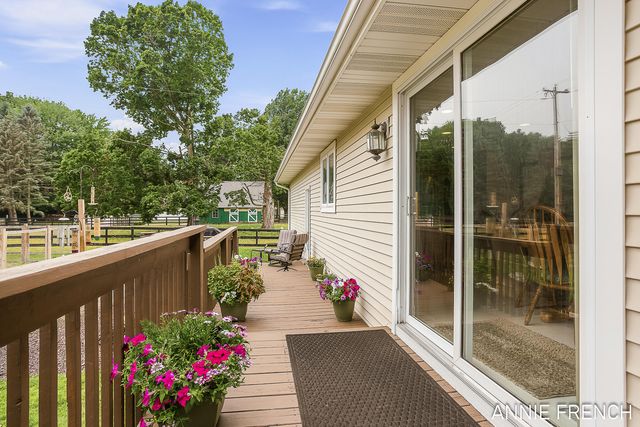 6390 147th Avenue, Laketown Twp, MI 49423