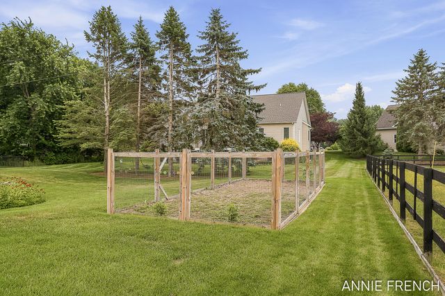 6390 147th Avenue, Laketown Twp, MI 49423