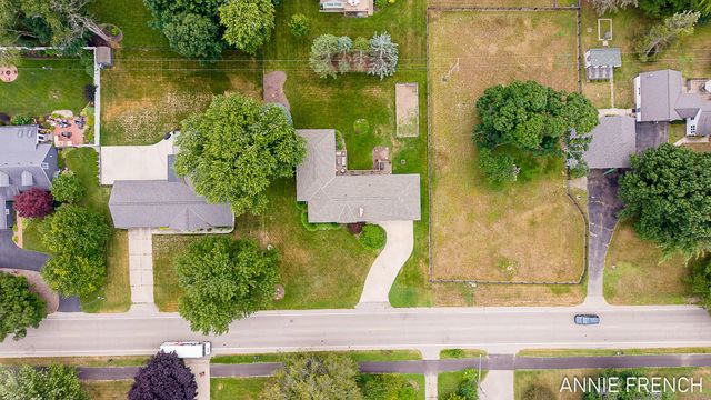 6390 147th Avenue, Laketown Twp, MI 49423