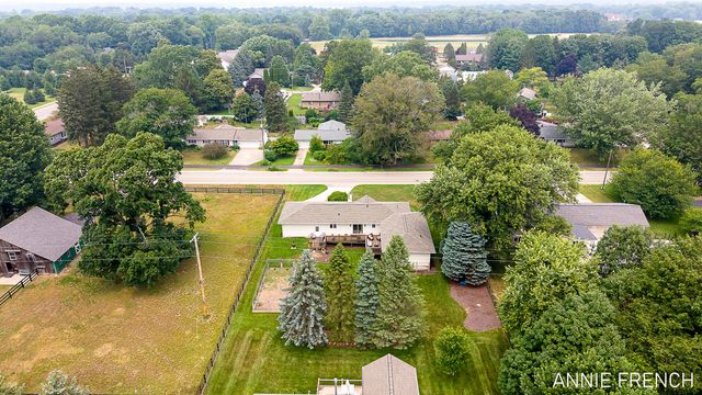 6390 147th Avenue, Laketown Twp, MI 49423