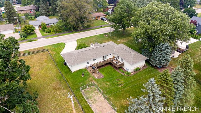 6390 147th Avenue, Laketown Twp, MI 49423