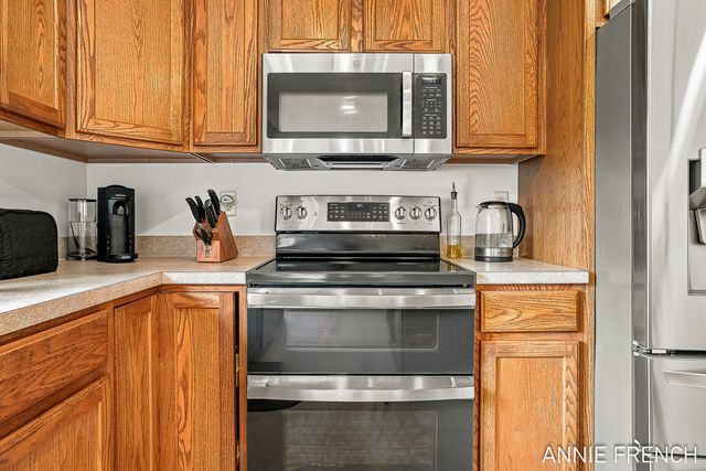 6390 147th Avenue, Laketown Twp, MI 49423