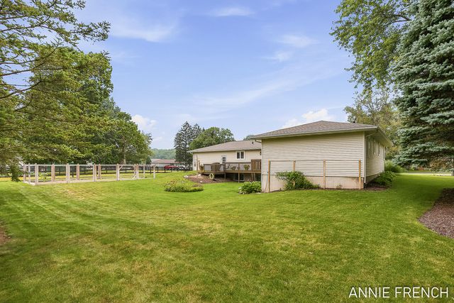 6390 147th Avenue, Laketown Twp, MI 49423