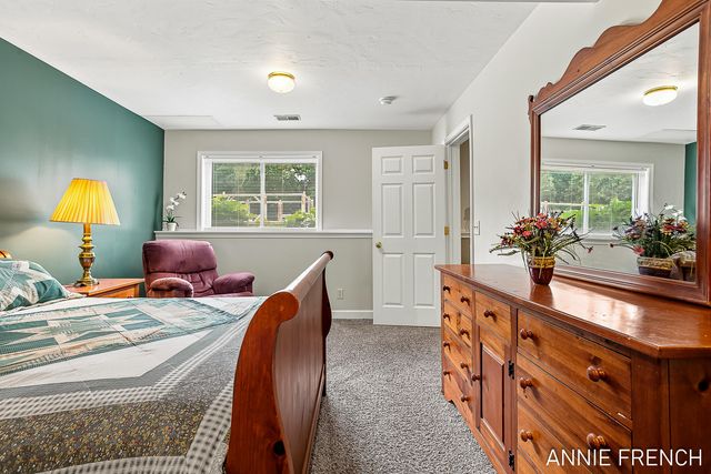 6390 147th Avenue, Laketown Twp, MI 49423