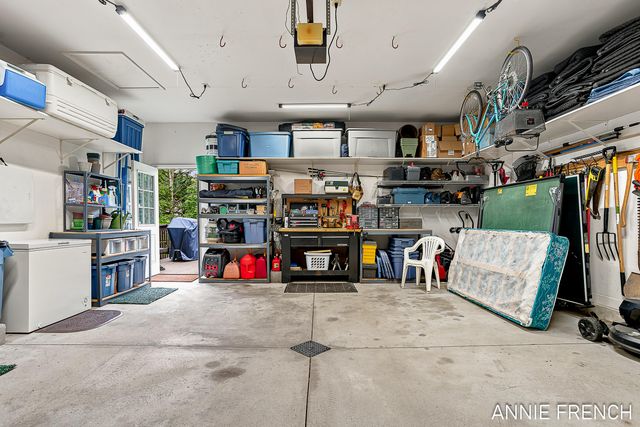 6390 147th Avenue, Laketown Twp, MI 49423