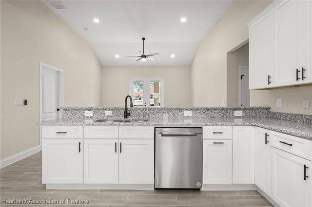 4825 Whiting Drive, Sebring, FL 33870
