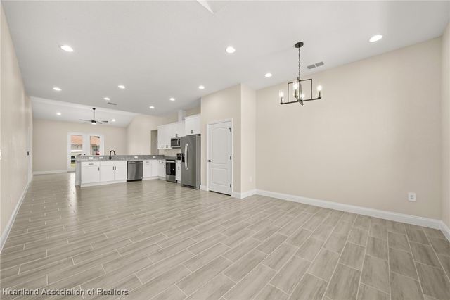 4825 Whiting Drive, Sebring, FL 33870