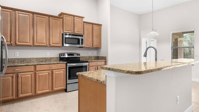 1392 PALMETTO DUNES STREET, Davenport, FL 33896