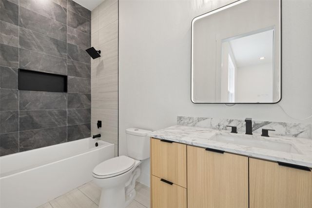 189 Nuuanu LN, Bastrop, TX 78602